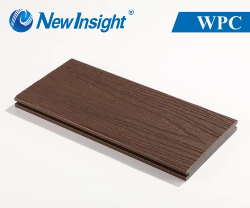 Solid-core WPC Decking Waterfront Public Walkways